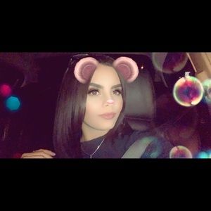 Meet your Posher, Kimberly